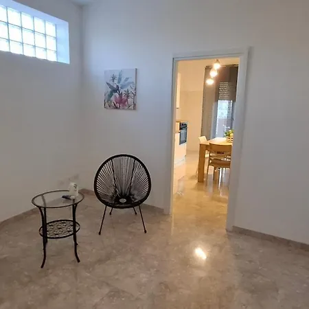 Assieni 50 Custonaci