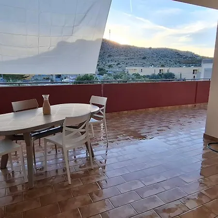 Assieni 50 Guest house *