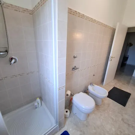Guest house Assieni 50 *